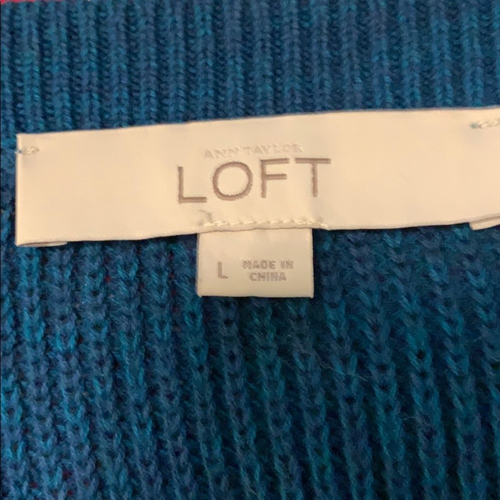 Sweater - Picture 2 of 4